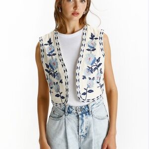 Lefties‎ Floral Embroidered Vest Women’s Sz Small Bohemio Open Front Cream